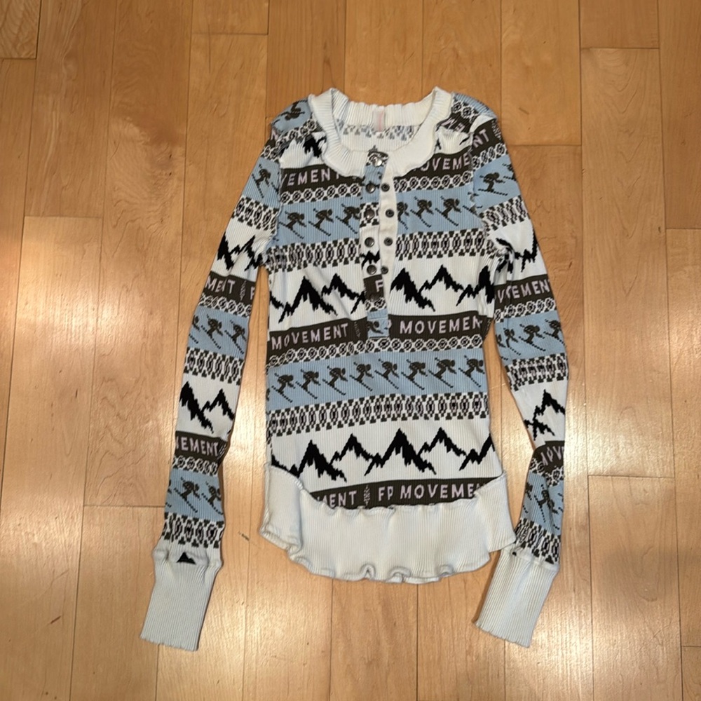 NWOT Free People FP MOVEMENT Long Sleeve